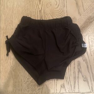 Five Dancewear shorts